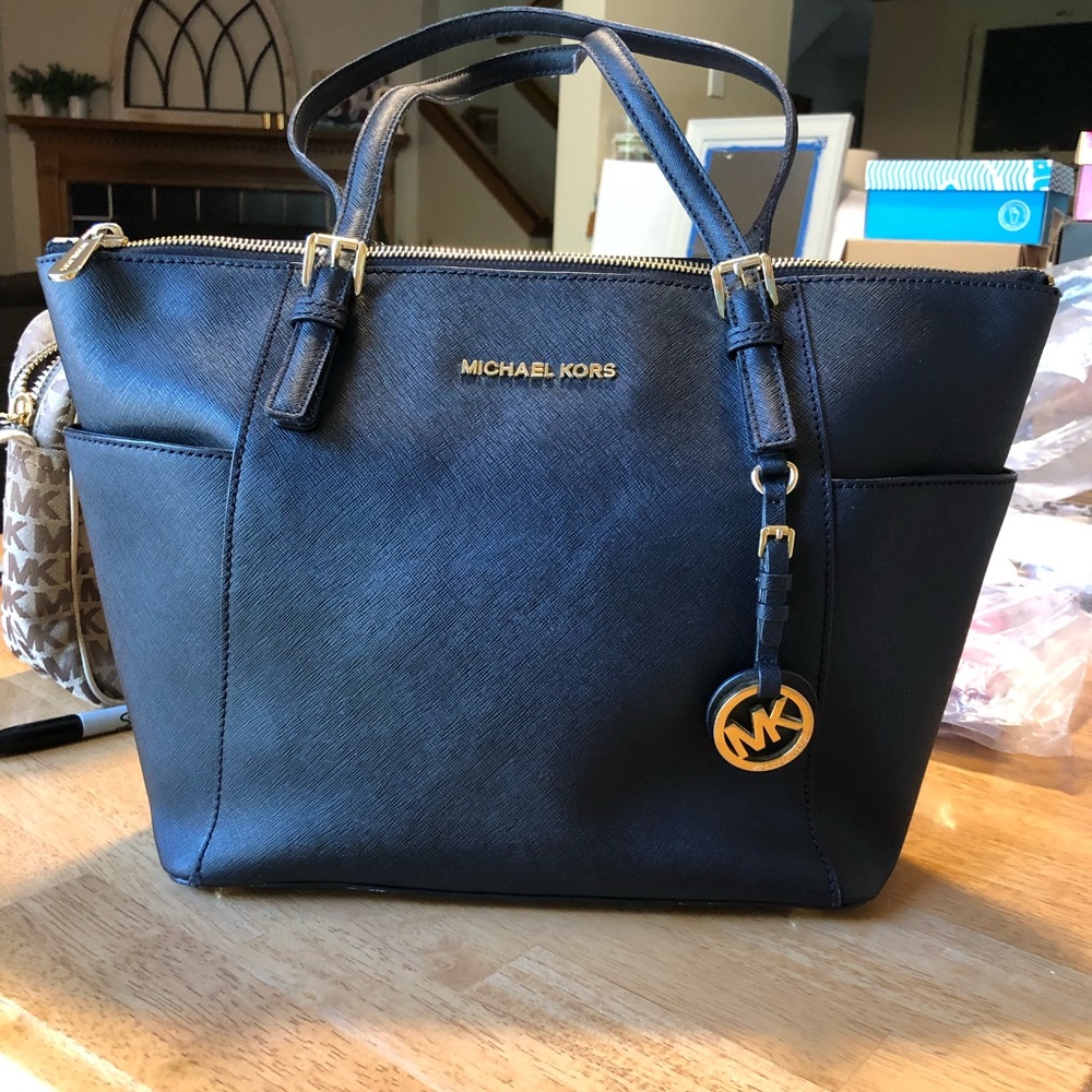 New Michael Kors Charlotte Large Black Saffiano Leather Handbag/Tote/Purse!
